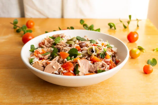 Tuna with white rice
